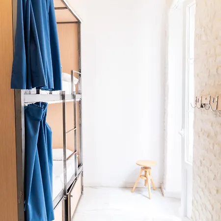 The Nomad Hostel&Pension-2
